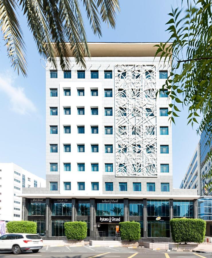 Asiana Grand Hotel Dubai Exterior foto The hotel in 2016